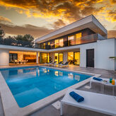 Vila s bazénom v Banjole, Istria, Chorvátsko, Banjole